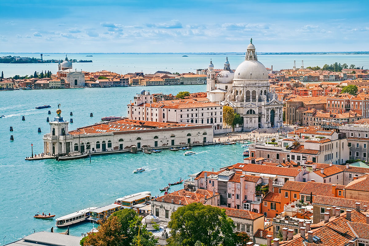 Most College Students Can't Spell Words Correctly. Can … Quiz Italy   Santa Maria della Salute church, Veneto