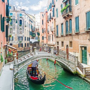 This Geography Quiz Is 🌈 Full of Color – Can You Pass It With Flying Colors? Italy