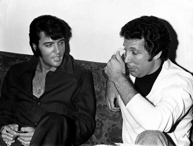 Elvis Presley Knowledge Quiz 🎤: How Well Do You Know Him? Elvis with Tom Jones