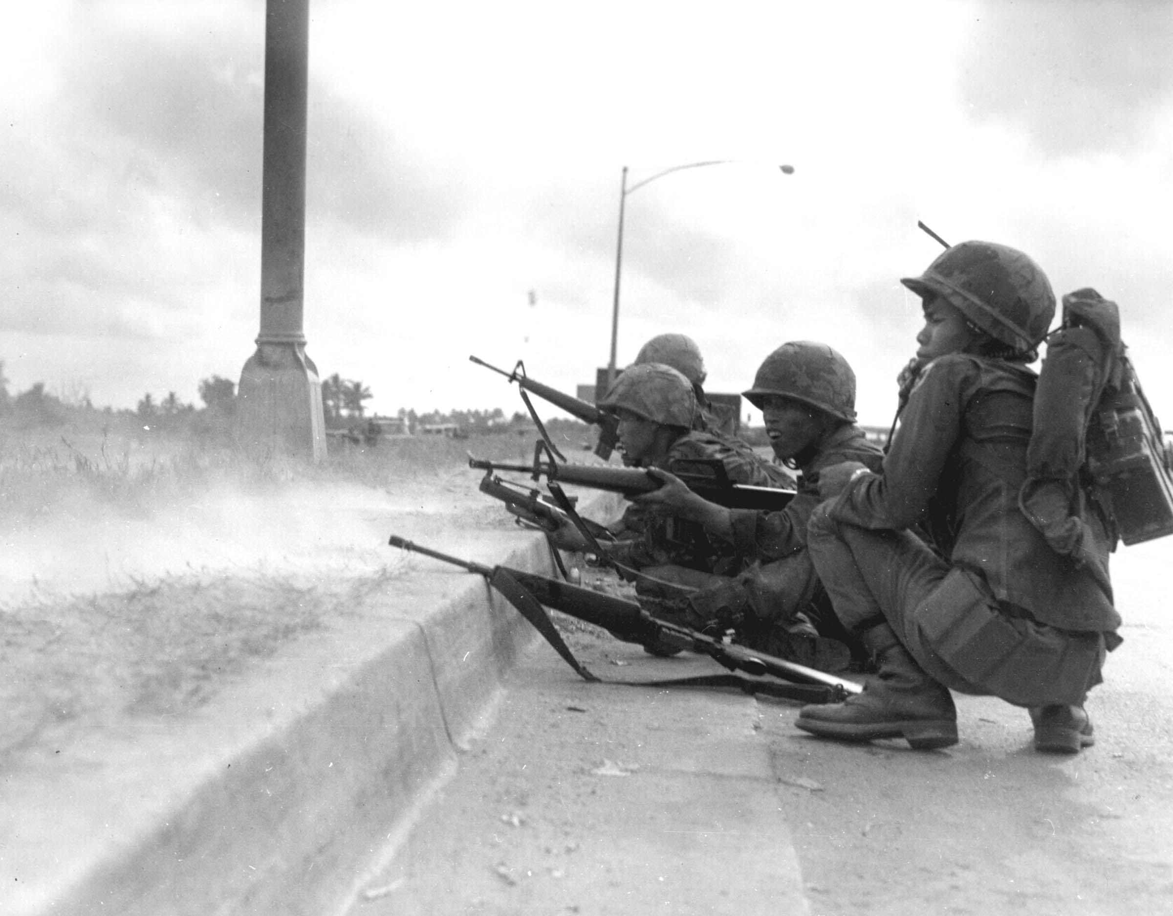 Vietnam War Quiz 🇻🇳: How Well Do You Know It? ARVN_Rangers_defend_Saigon,_Tet_Offensive
