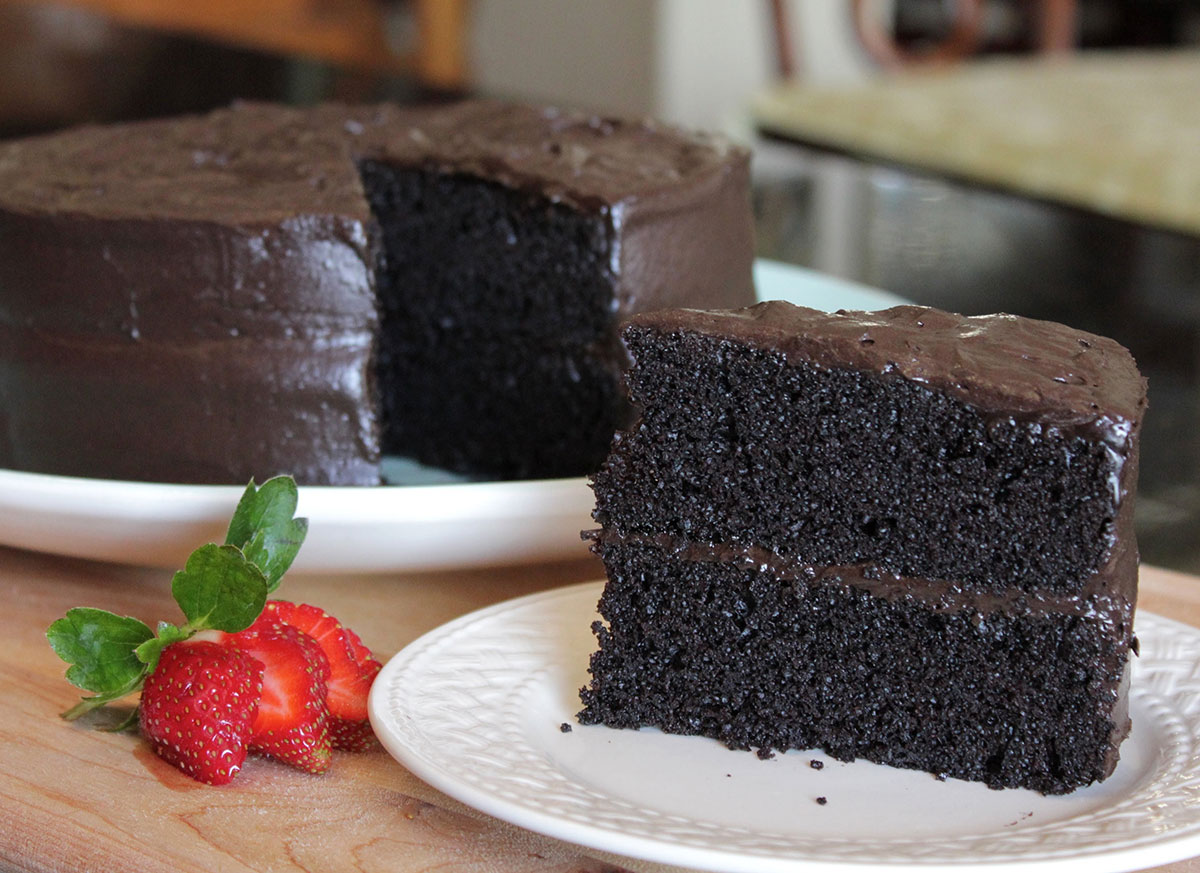 🍰 Only a Dessert Expert Can Name 12/15 of These Cakes Chocolate Cake