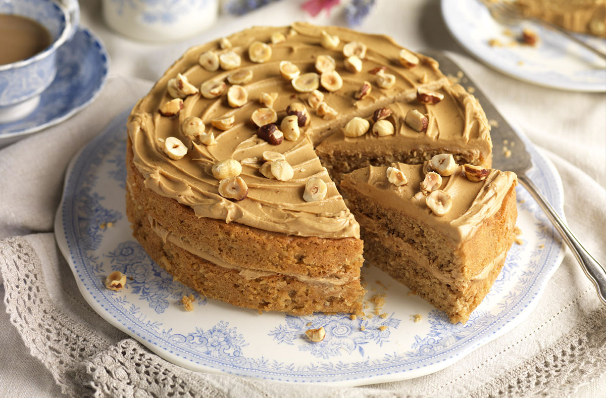 🍰 Only a Dessert Expert Can Name 12/15 of These Cakes Coffee Cake