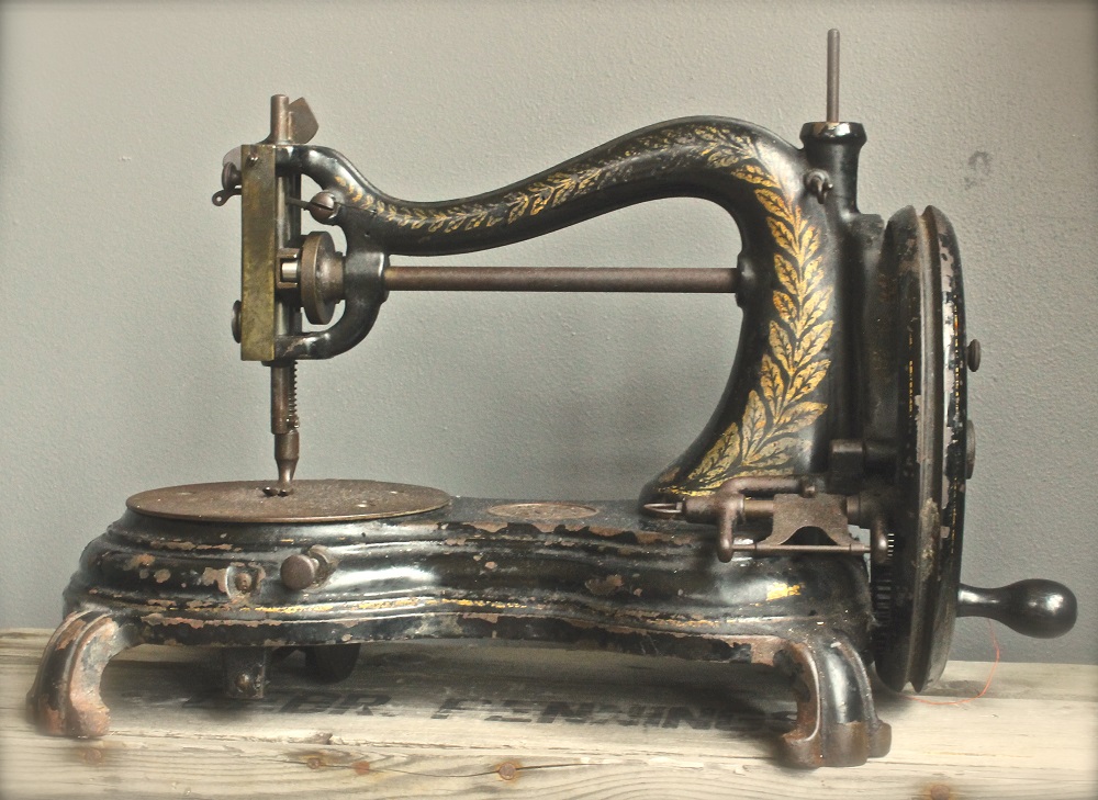 Can You Answer These Sewing Trivia? 02 sewing machine