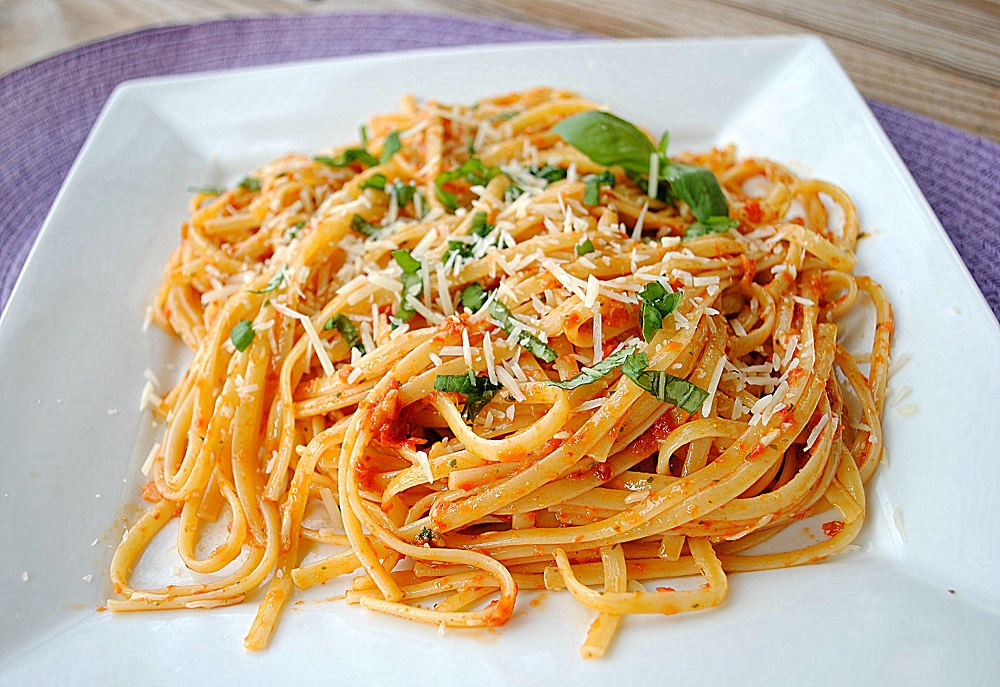 You're Allowed to Eat Pasta Only If You Get 10 on This Pasta Naming Quiz 04 Linguine