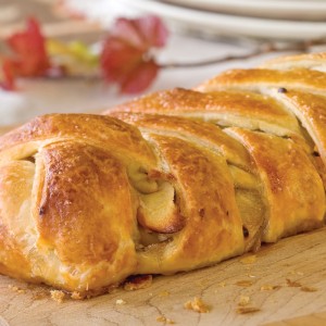 Did You Know I Can Tell How Adventurous You Are Purely by the Assorted International Foods You Choose? Apple strudel