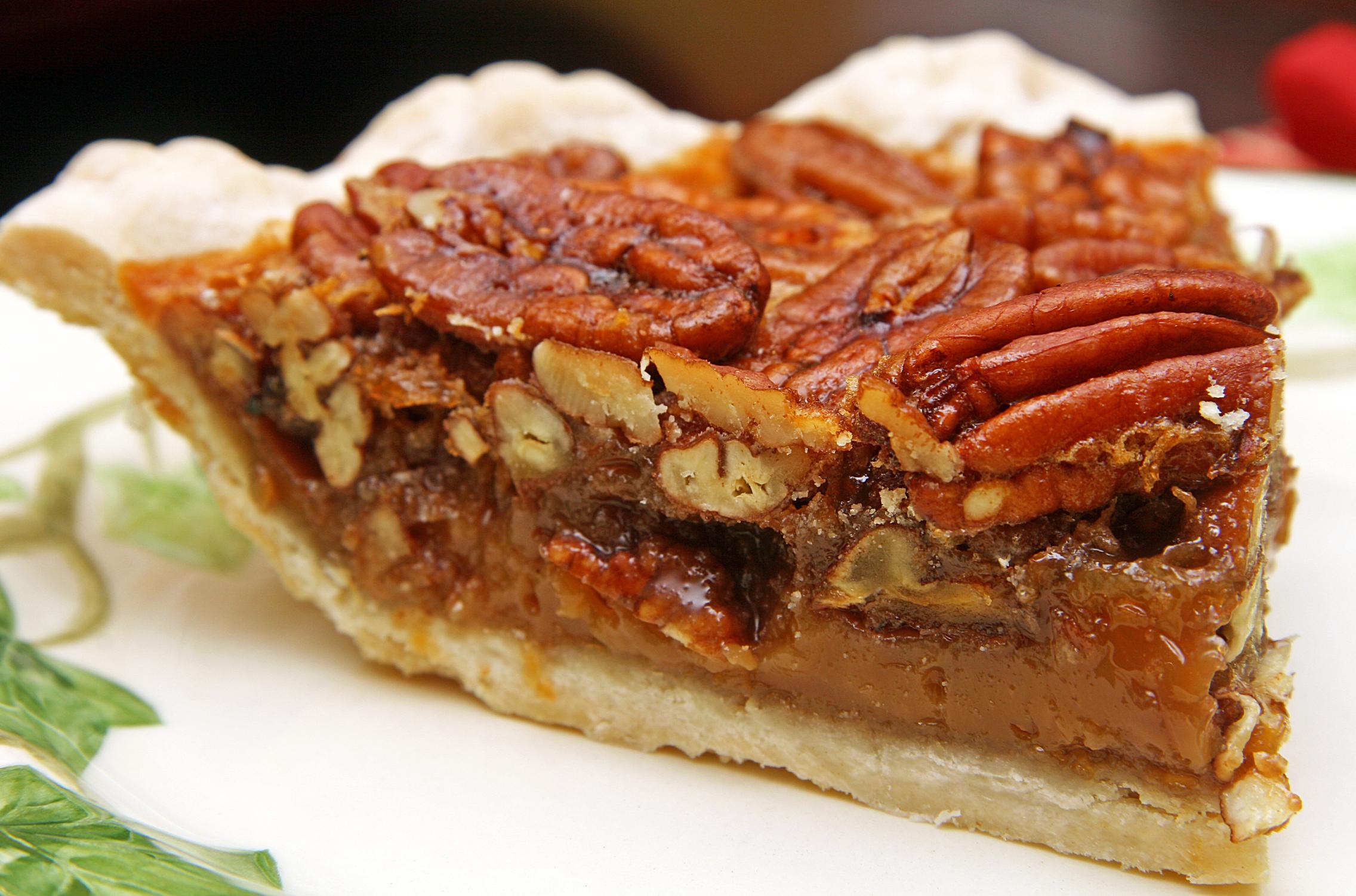 🥖🍞🥐 Can You Name These Pastries? 10 Pecan pie