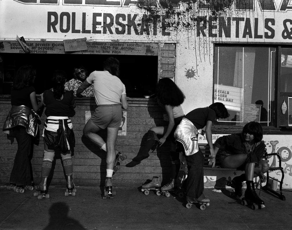 Can You Match These Popular Fads to Their Decades? 13 roller skating