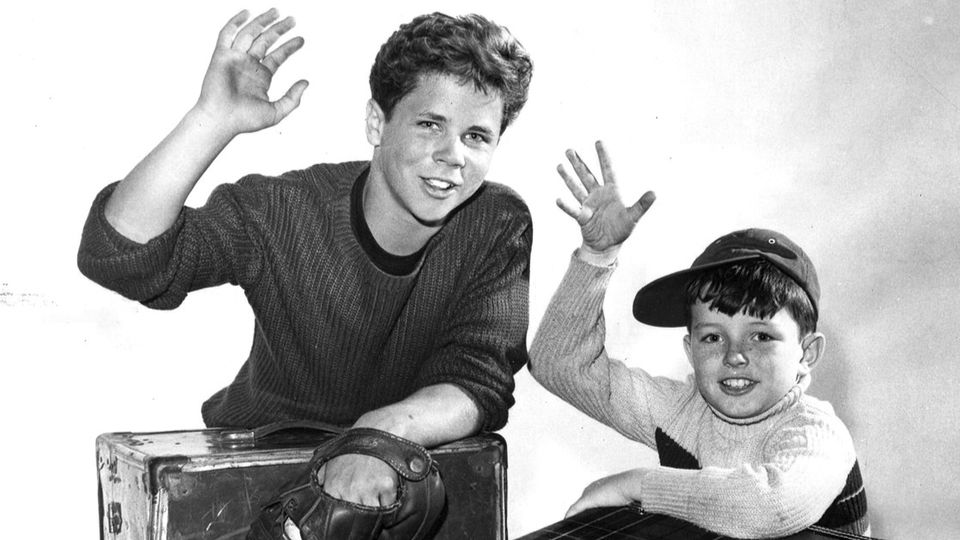 You got 14 out of 14! Can You Name These 1950s TV Families?