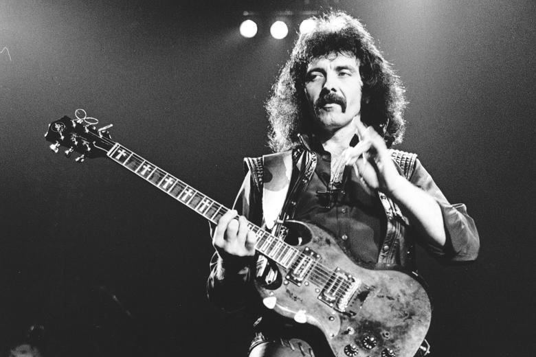 Can You Name These Legendary Guitarists? 🎸 Quiz 15