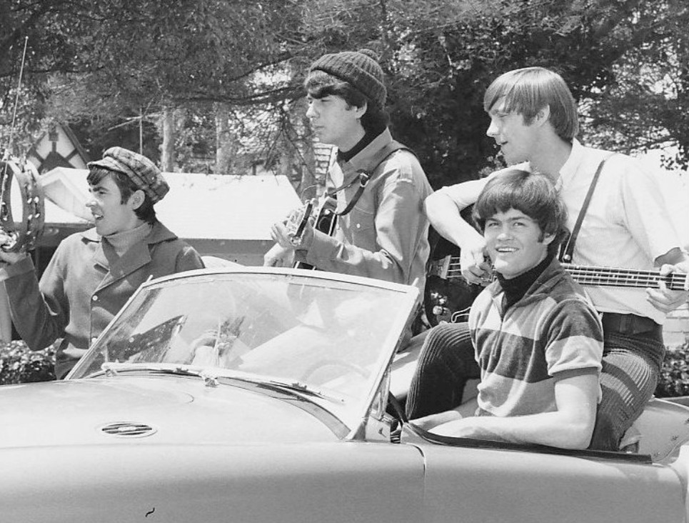 01 The Monkees