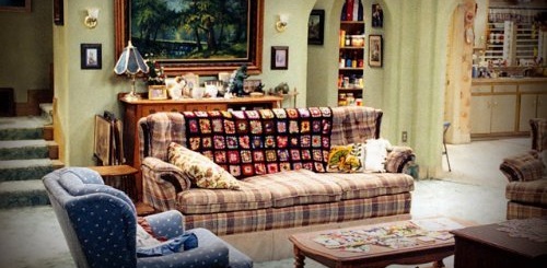 Can You Match These Living Rooms to Their TV Shows? 02 Roseanne