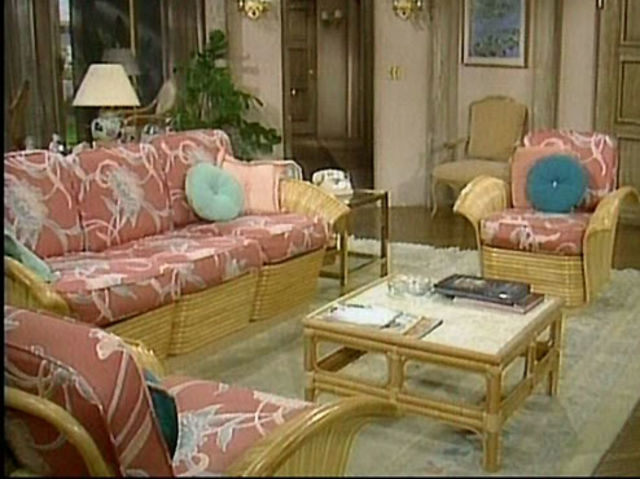 Can You Match These Living Rooms to Their TV Shows? 11 1