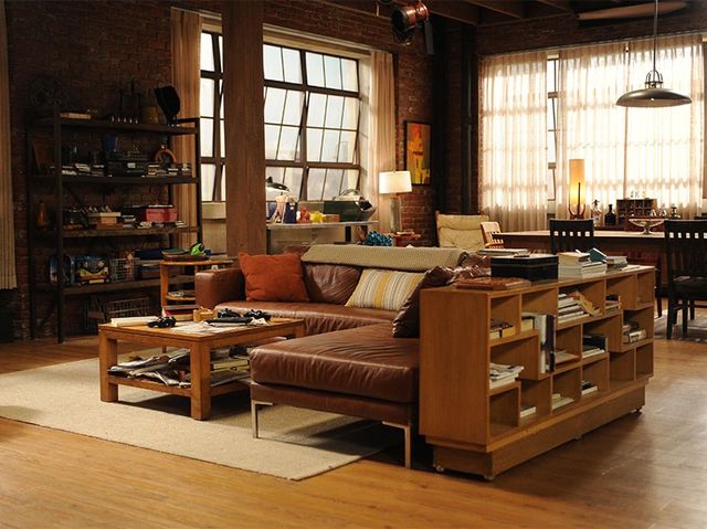 Can You Match These Living Rooms to Their TV Shows? 13 1