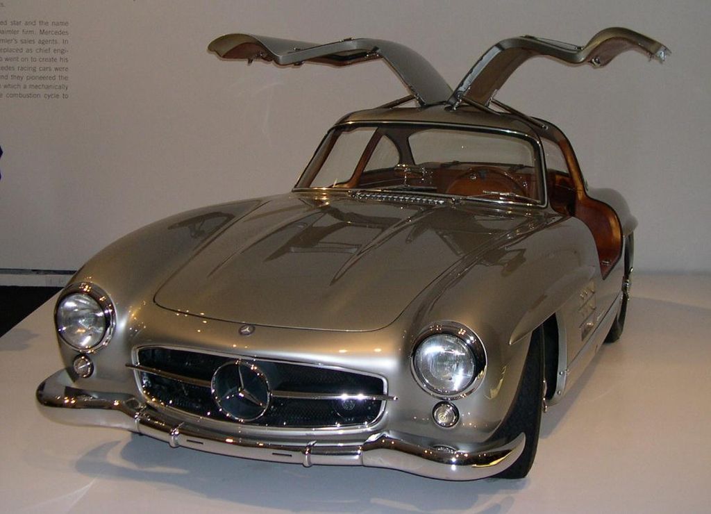 Can You Name These Classic Car Models? 15 mercedes 300sl