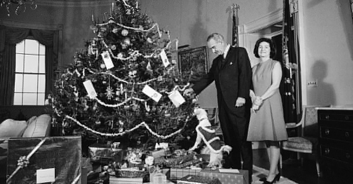 Are These Christmas Photos from the 1960s or 1970s? Presidential Pets 1967