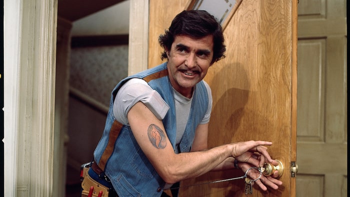 Classic TV Quiz: Can You Match The Actors To The 70s TV Shows? 15 one day at a time pat harrington
