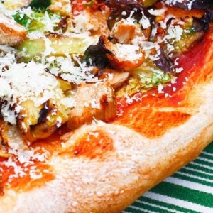 Are You Sharp Enough to Spot the Pineapple on the Pizza? 🍕 