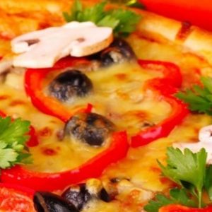 Are You Sharp Enough to Spot the Pineapple on the Pizza? 🍕 