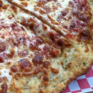 Are You Sharp Enough to Spot the Pineapple on the Pizza? 🍕 