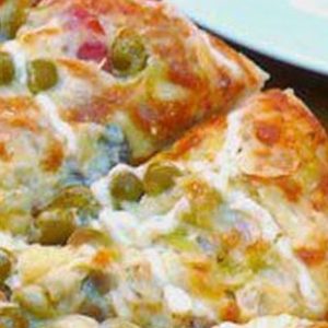 Are You Sharp Enough to Spot the Pineapple on the Pizza? 🍕 