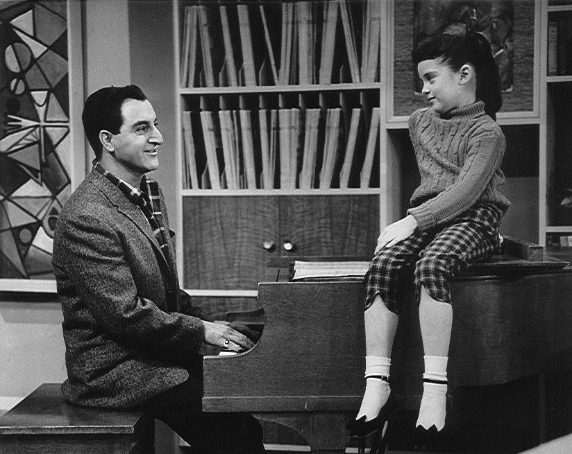 ✏ Only a True 1950s TV Fan Can Get 12/15 in This Quiz 14 The Danny Thomas Show