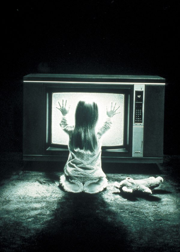 Only a Film Expert Can Name 14/17 of These Horror Movies from Their Posters Poltergeist