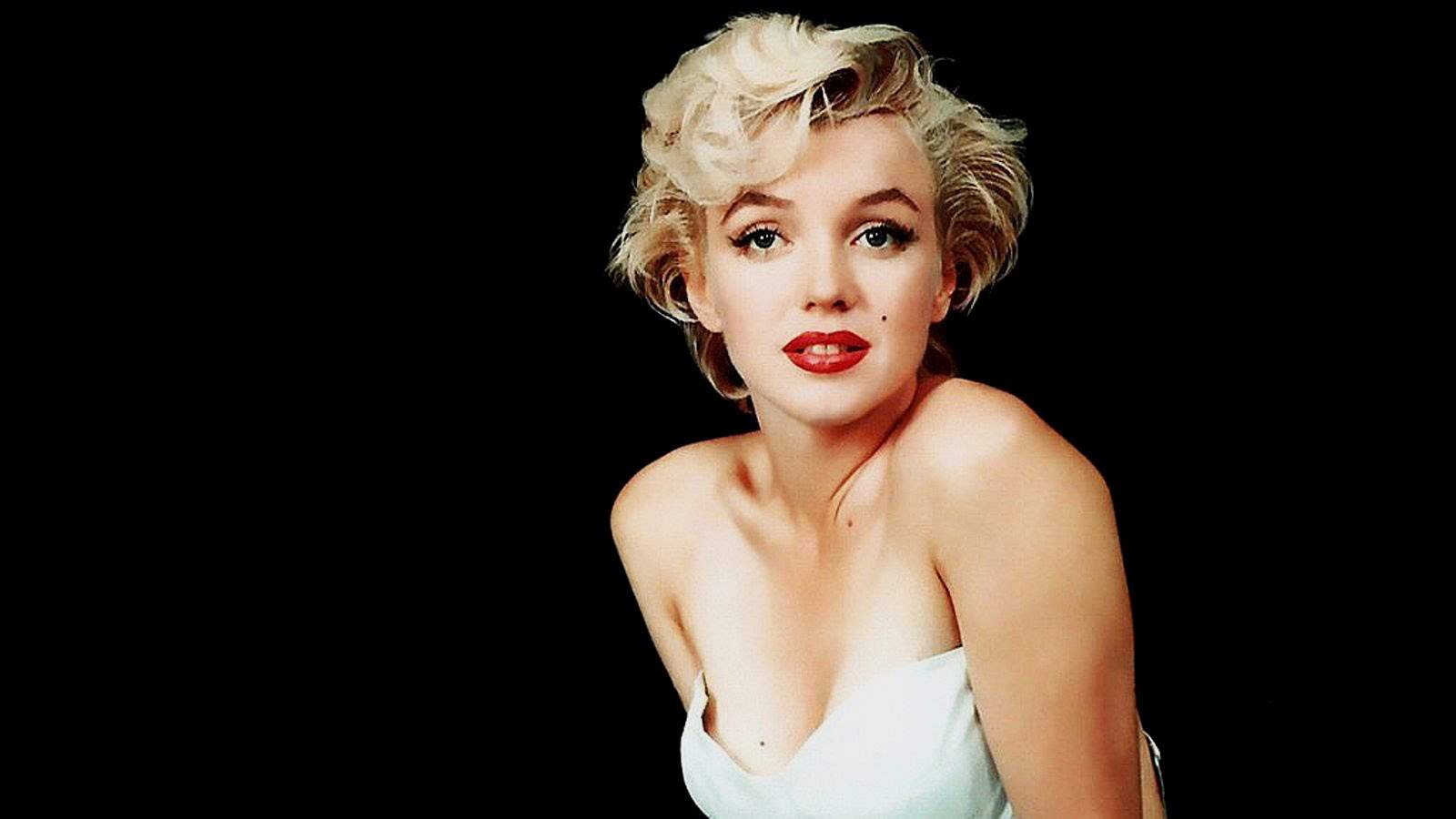 Can You Live a Day in the Life of Marilyn Monroe? 236