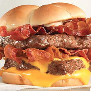 🍟 Can We Guess Your Age by Your Taste in Fast Food? Quiz Wendy\'s Baconator