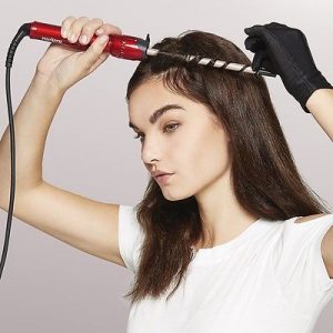 This Quiz Will Determine How Beauty Obsessed You Are To curl hair