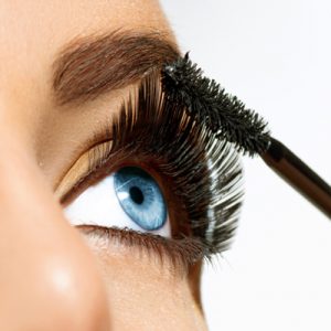This Quiz Will Determine How Beauty Obsessed You Are Making eyelashes look thicker