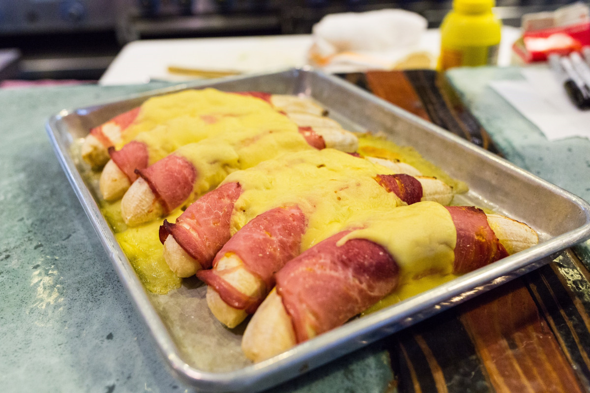 Can We Guess the Decade You Were Born by Your Taste in Vintage Foods? Ham and banana Hollandaise