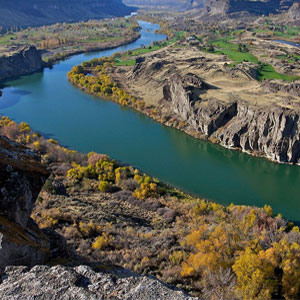 This U.S. Geography Quiz Stumps 90% Of American Students — Can You Pass It? Snake River