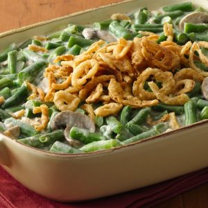 It’s Time to Find Out What Your 🥳 Holiday Vibe Is With the 🎄 Christmas Feast You Plan Green bean casserole