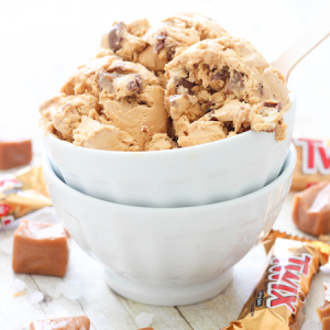 Build Incredible 16-Scoop Ice Cream to Know How Old You… Quiz Twix