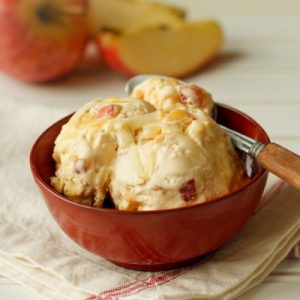 Build Incredible 16-Scoop Ice Cream to Know How Old You… Quiz Caramel Apple