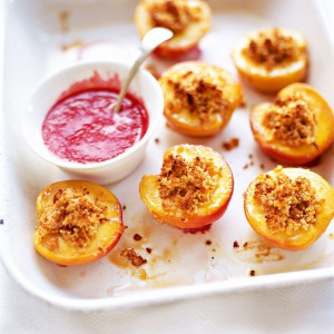 Throw a Dinner Party & I'll Guess Your Age & Gender Quiz Baked Macaroon Peaches