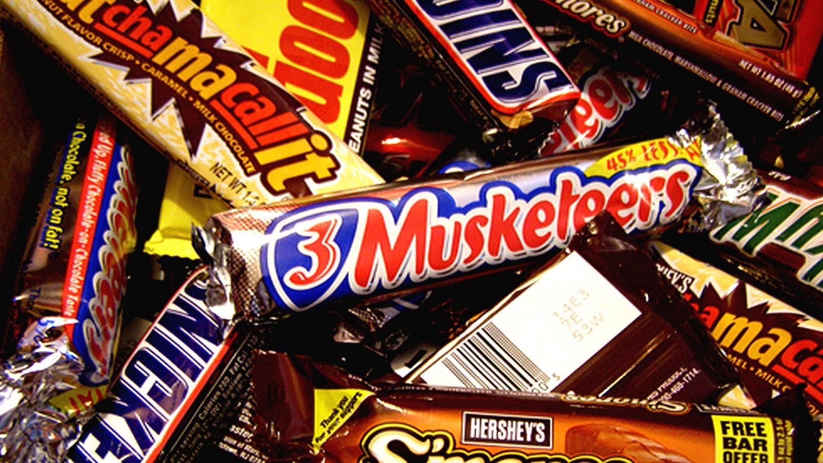 Can We Guess Your Eye & Hair Color With This Food Test? chocolate bars1