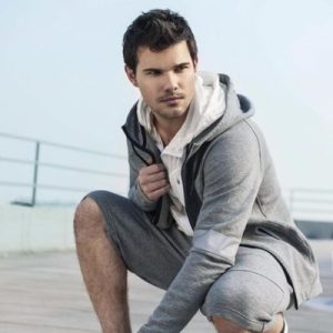 Can We Guess Your Height by Your Taste in Men? Taylor Lautner