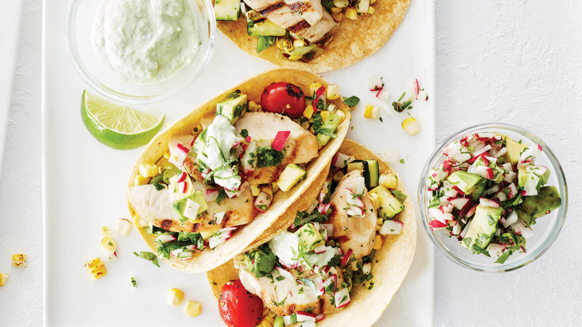 grilled chicken tacos with jalapeno lime crema_72 web