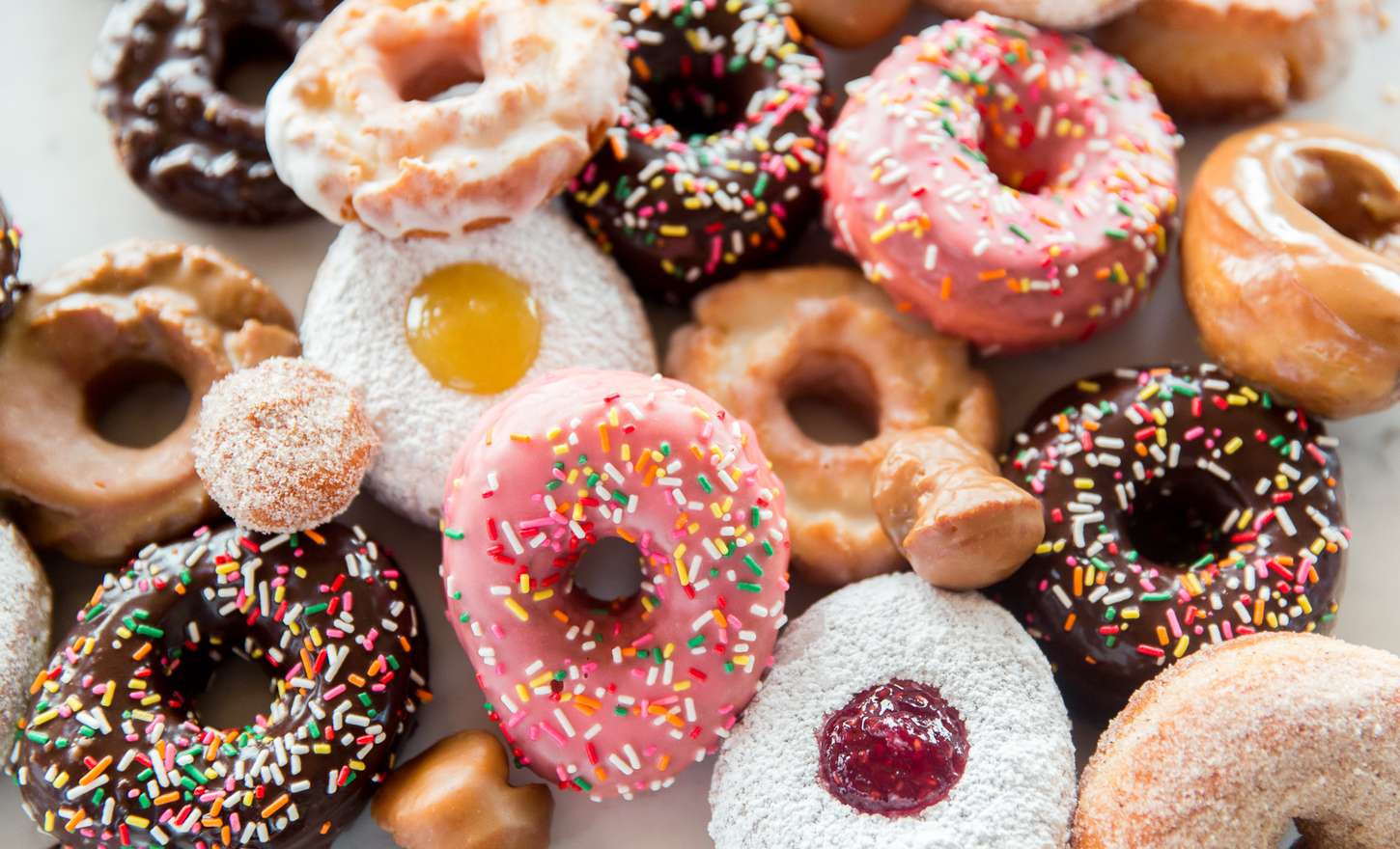 This 🍭 Sugar Overload Quiz Will Reveal What You’re Craving for 🍕 Dinner donuts