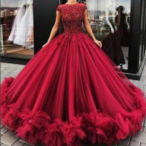 👗 Design Some Gowns and We’ll Guess Your Age and Height Red