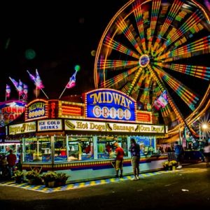 🌴 Go on Vacation and We’ll Tell You Which State You Should Move to Go to a carnival