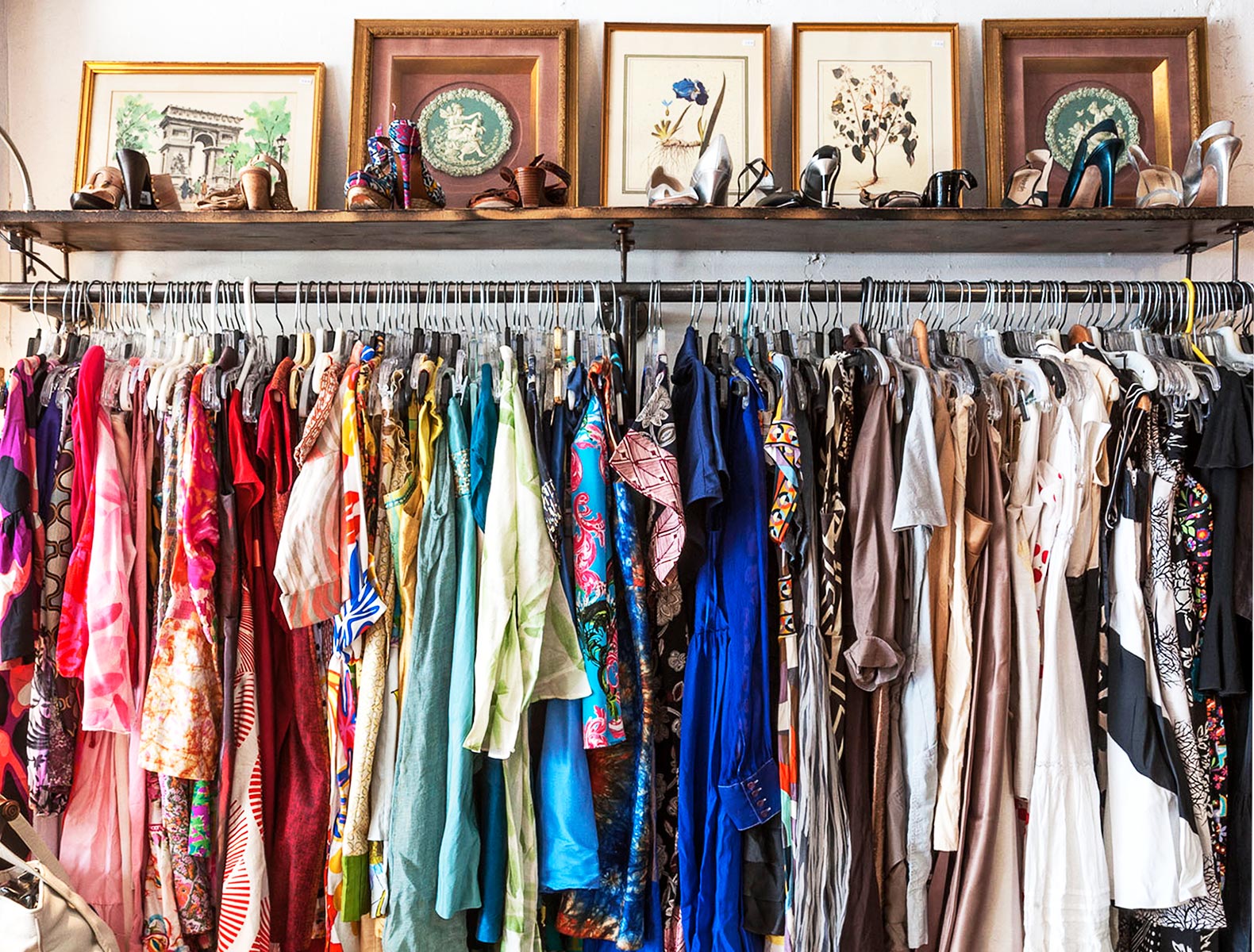 Am I A Hipster? This Quiz Will Determine If You're A Hipster thrift store