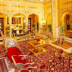 💸 Can You Waste $1 Million in a Week? Shahi Mahal suite in India