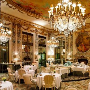 💸 Can You Waste $1 Million in a Week? Restaurant Le Meurice, France