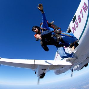 💸 Can You Waste $1 Million in a Week? Skydiving