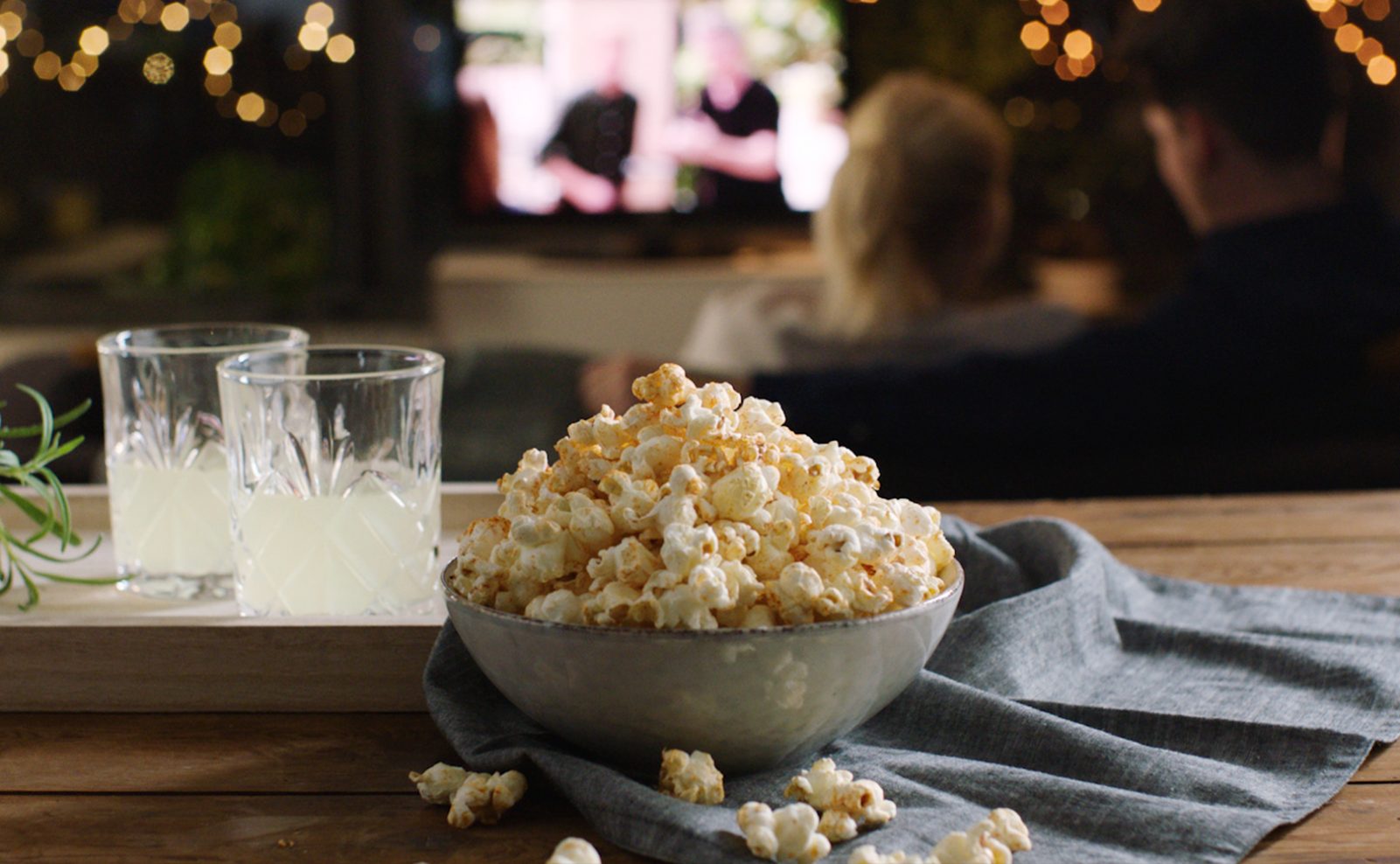 Plan Your Netflix Binge and We’ll Reveal What the New Year Has in Store for You snacks