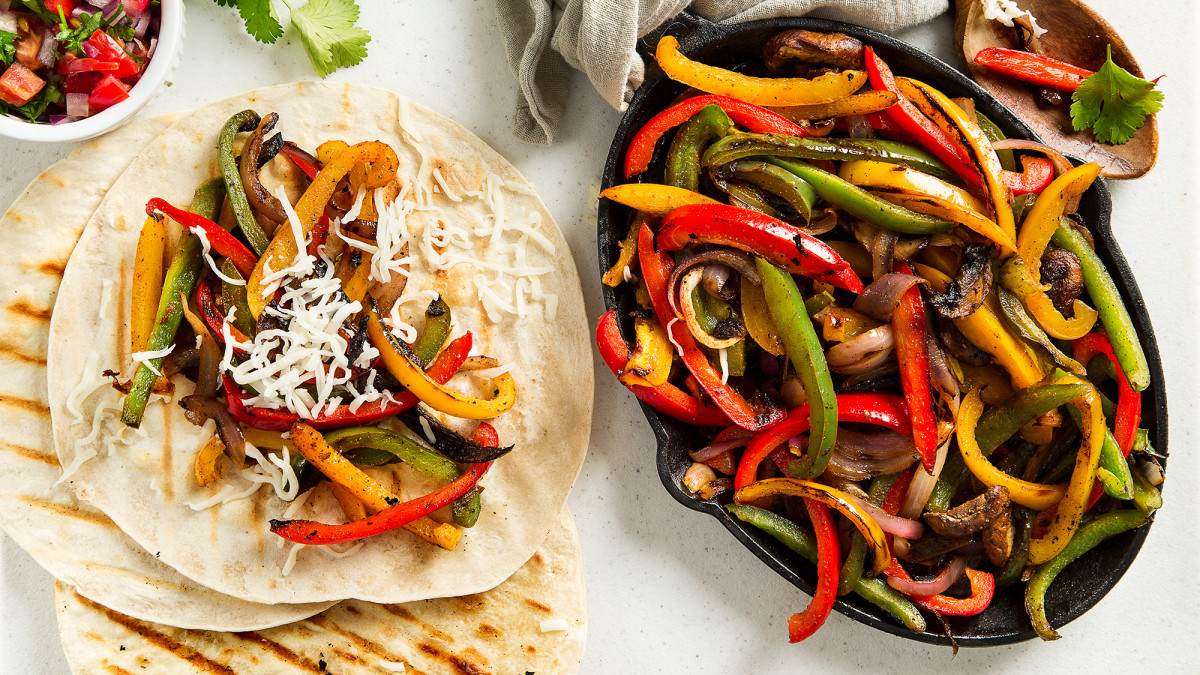🌯 Order Something from Chipotle and We’ll Guess How Old You Are fajita veggies