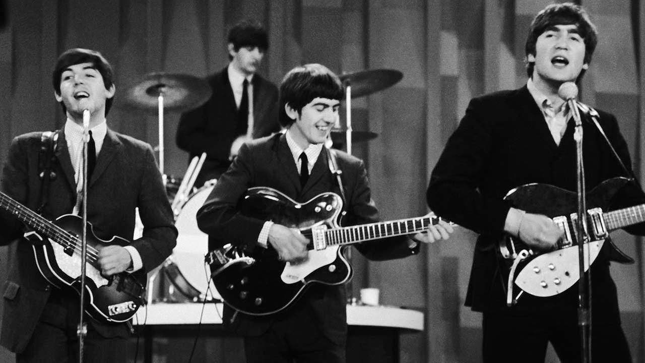 Can You Complete the Lyrics of ‘Hey Jude’? beatles11