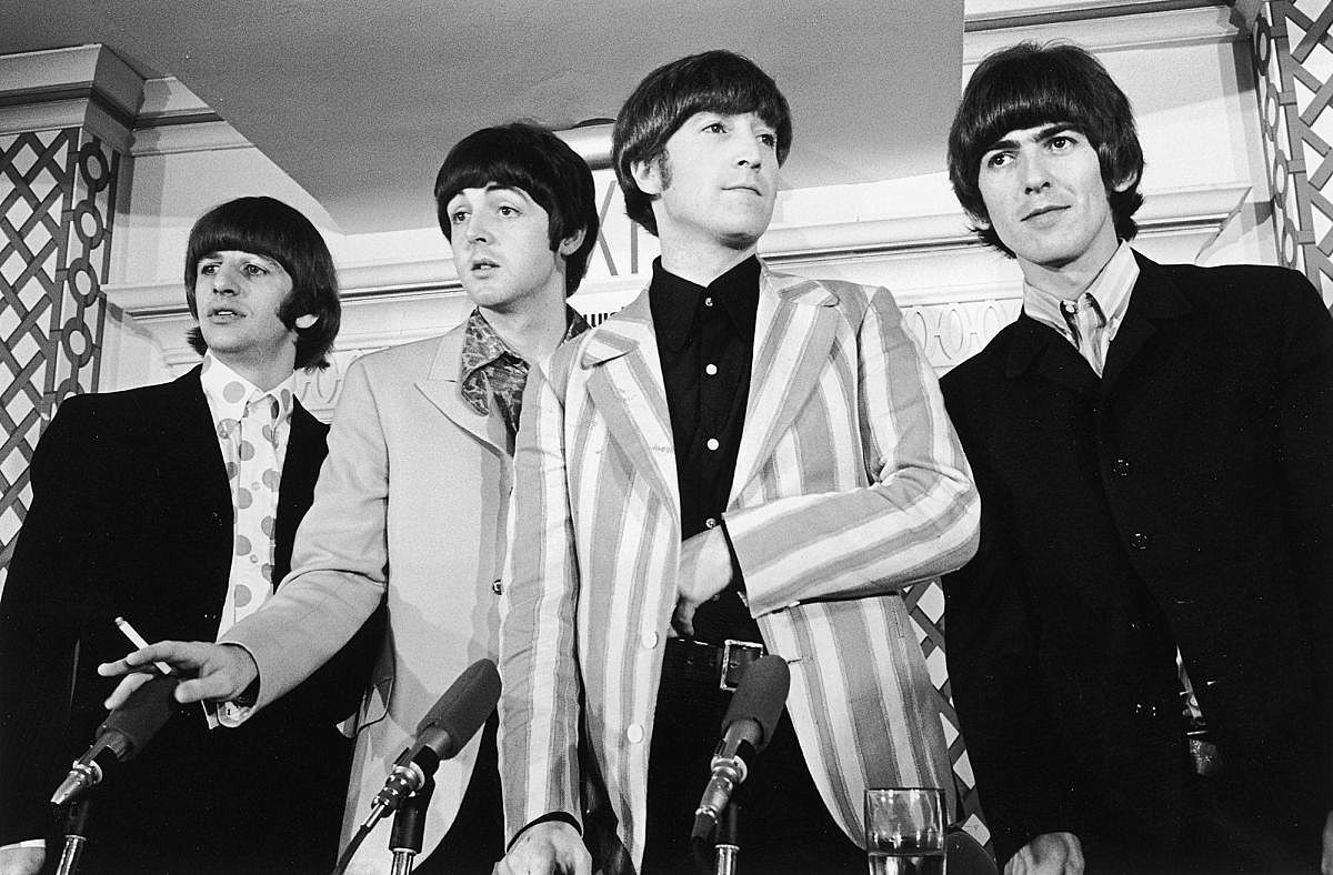 Can You Complete the Lyrics of 'Hey Jude'? Quiz beatles12